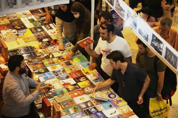 اعضای سازمان از نمایشگاه کتاب تهران بازدید کردند