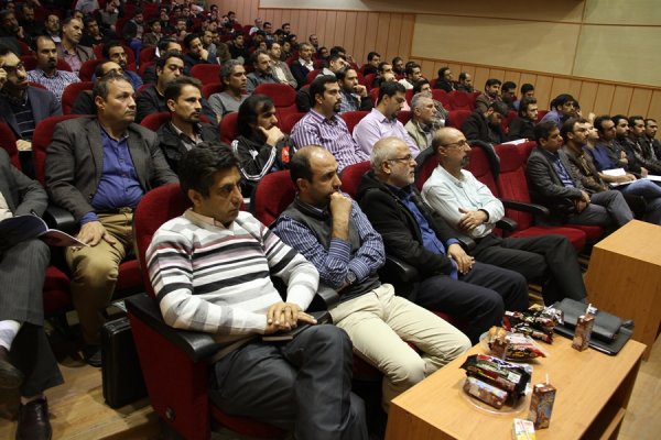  سمینار آموزشی طراحی و اجرای سقف های کامپوزیت عرشه فولادی برگزار شد
