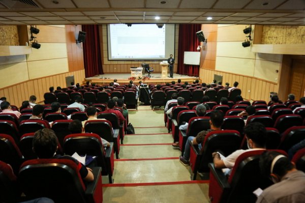 برگزاری سمینار آموزشی اصول صحیح گزارش نویسی عمران